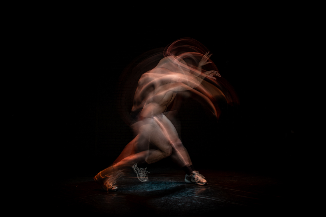 Photographie de danse contemporaine Enjoy your life Pierre-Adrien Touret Espace Pasolini de Valenciennes