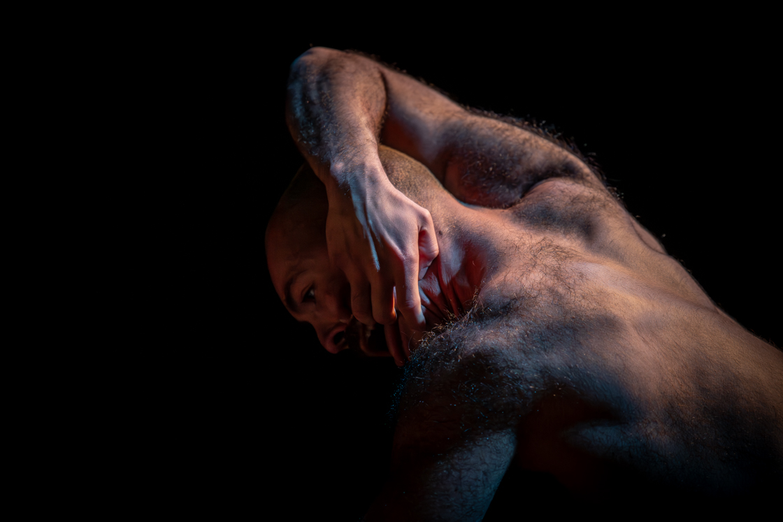 Photographie de danse contemporaine Enjoy your life Pierre-Adrien Touret Espace Pasolini de Valenciennes