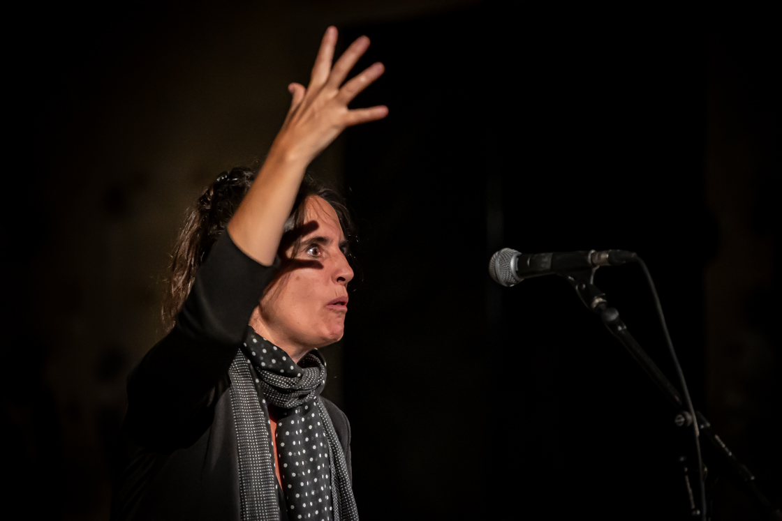 Photographie performance au bord de la voix laura tejeda ateliers frappaz villeurbanne